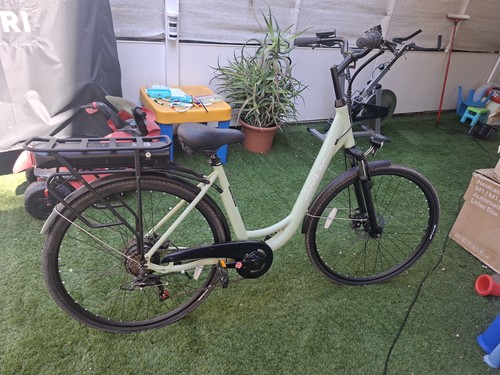 Bicicletta pedalata assistita - bicicletta,